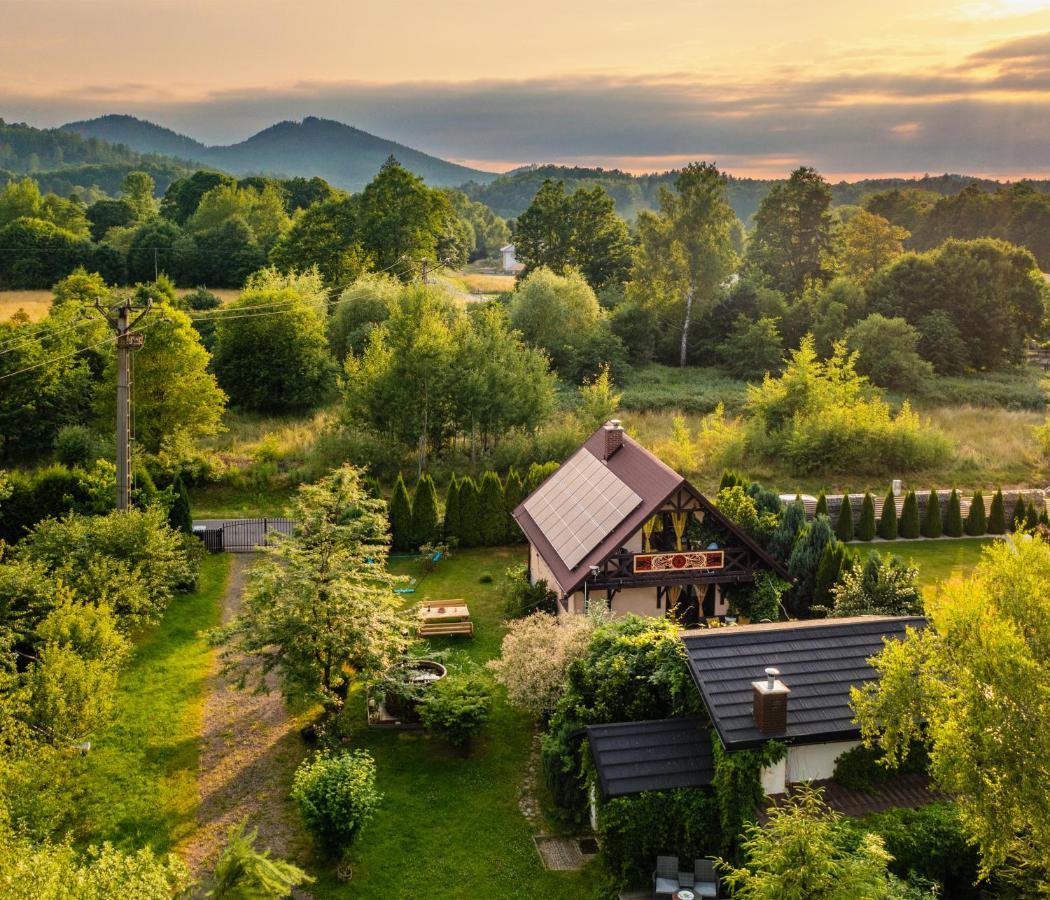 Smyrkowy Dom Z Kominkiem Z Goraca Balia Kolo Karpacza Janowice Wielkie Exterior foto